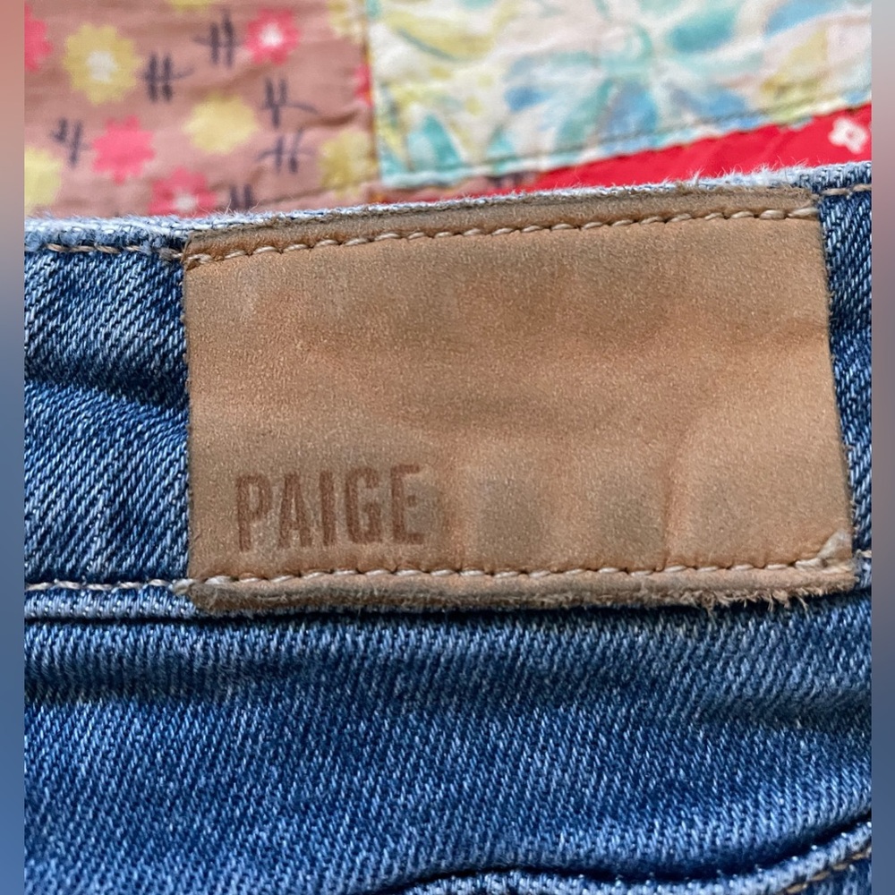 PAIGE Leenah Ankle Jeans in Classic Blue Wide Leg Raw Hem Excellent Shape Size32 - Picture 4 of 11